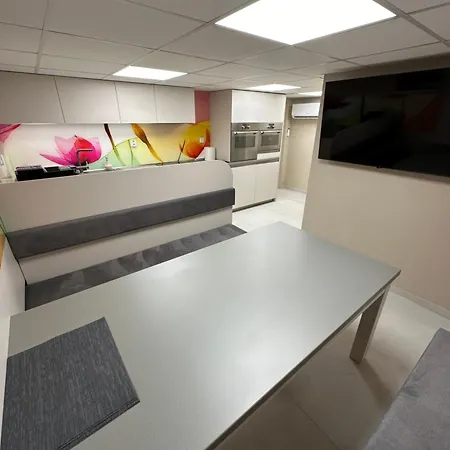 Guest house Fully Equipped Kosice-barca 3*